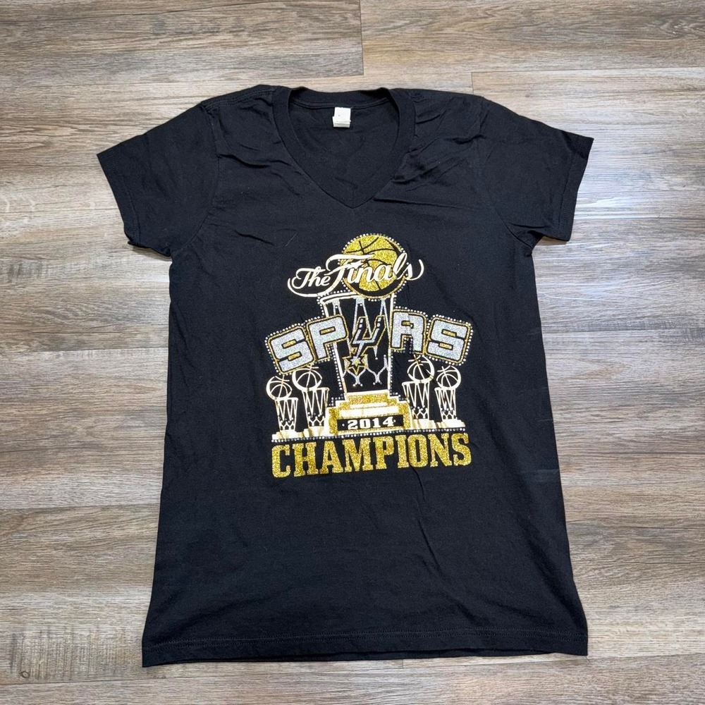 San Antonio Spurs 2014 NBA Finals Championship Victory Shirt Womens Large